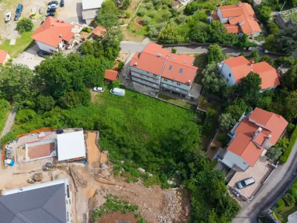 Land In Pobri, Croatia (1.080 M²)