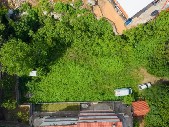 Land In Pobri, Croatia (1.080 M²)