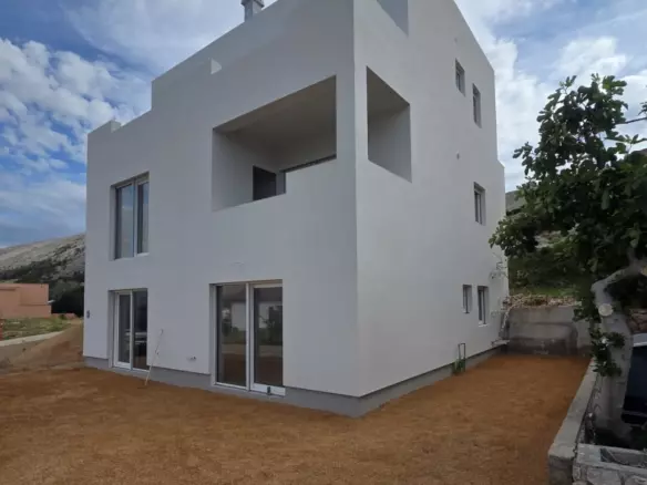 2-bedroom Apartment In Pag, Croatia (127 M²)