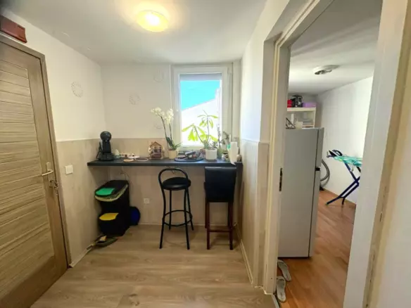 4-bedroom Apartment In Červar-porat, Croatia (83 M²)