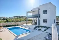 4-bedroom Villa In Vodice, Croatia (290 M²)