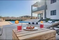 4-bedroom Villa In Vodice, Croatia (290 M²)