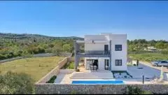 4-bedroom Villa In Vodice, Croatia (290 M²)