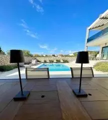 4-bedroom Villa In Vodice, Croatia (290 M²)