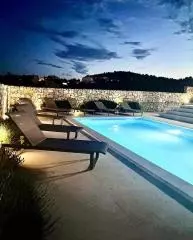 4-bedroom Villa In Vodice, Croatia (290 M²)
