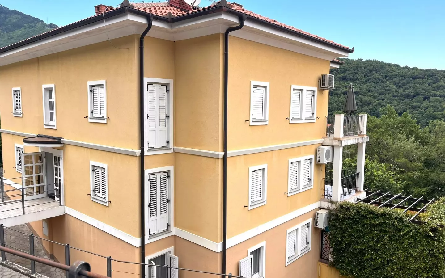 2-bedroom Apartment In Mošćenička Draga, Croatia (64 M²)
