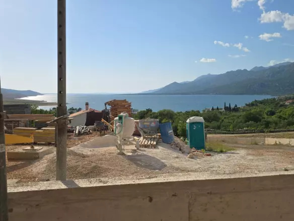 1-bedroom Apartment In Rovanjska, Croatia (52 M²)