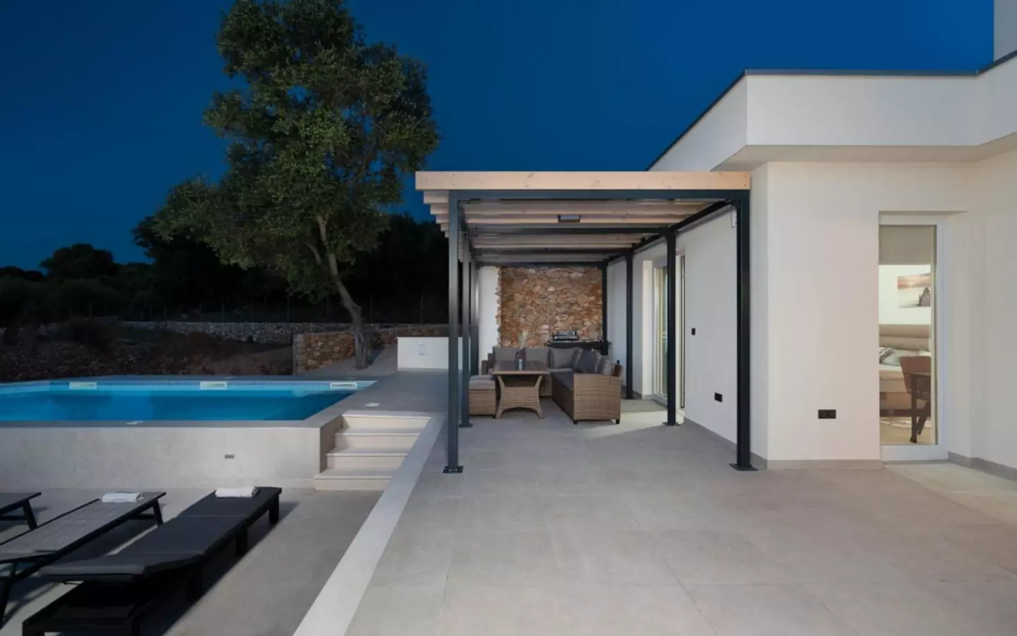 3-bedroom Villa In Lun, Croatia (133 M²)