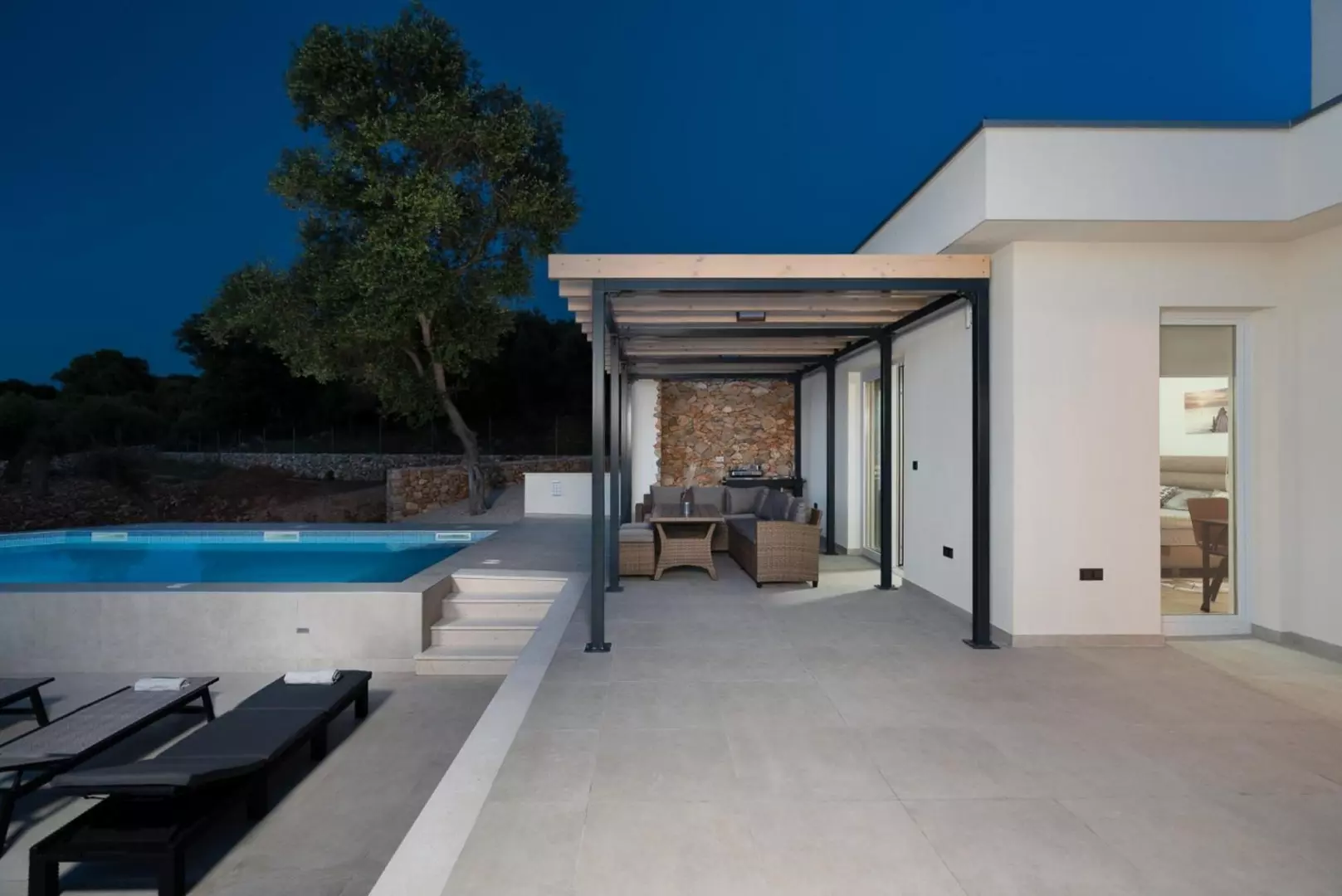 3-bedroom Villa In Lun, Croatia (133 M²)
