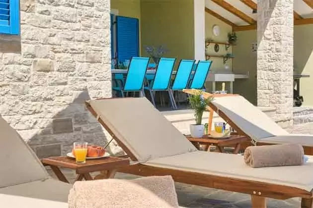 5-bedroom Villa In Mužini, Croatia (187 M²)