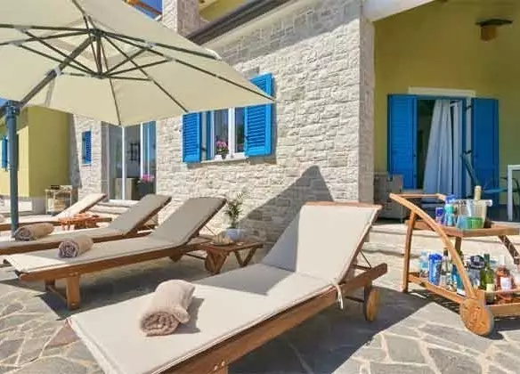 5-bedroom Villa In Mužini, Croatia (187 M²)