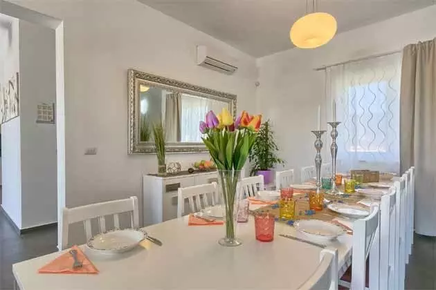 5-bedroom Villa In Mužini, Croatia (187 M²)