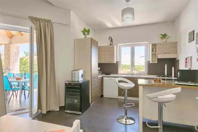 5-bedroom Villa In Mužini, Croatia (187 M²)