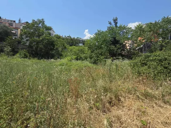 Land In Pobri, Croatia (1.080 M²)