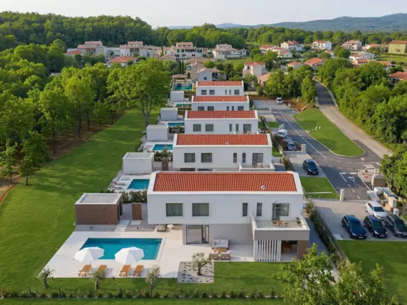 3-bedroom Villa In Labin, Croatia (283 M²)