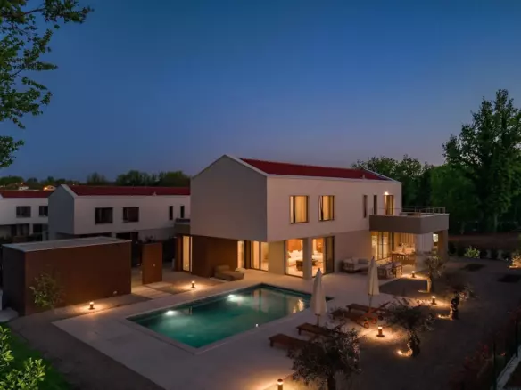 3-bedroom Villa In Labin, Croatia (283 M²)