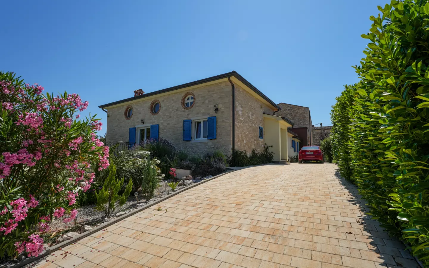 5-bedroom Detached House In Poreč, Croatia (133 M²)