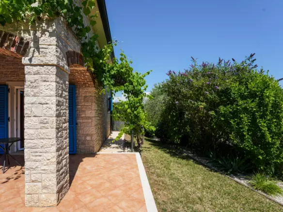 5-bedroom Detached House In Poreč, Croatia (133 M²)