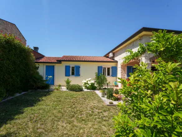 5-bedroom Detached House In Poreč, Croatia (133 M²)