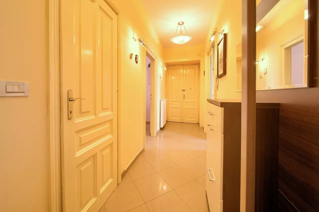 2-bedroom Apartment In Belveder, Croatia (85 M²)