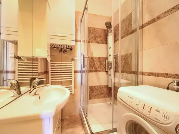 2-bedroom Apartment In Belveder, Croatia (85 M²)