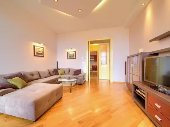 2-bedroom Apartment In Belveder, Croatia (85 M²)