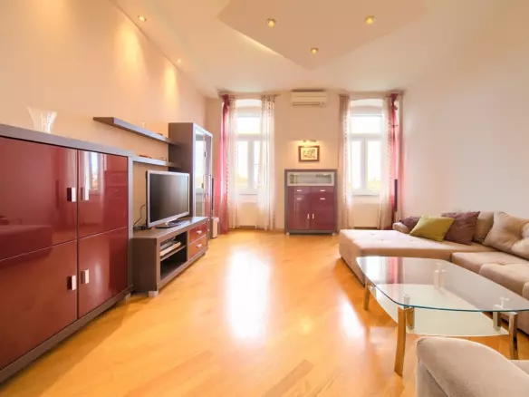 2-bedroom Apartment In Belveder, Croatia (85 M²)