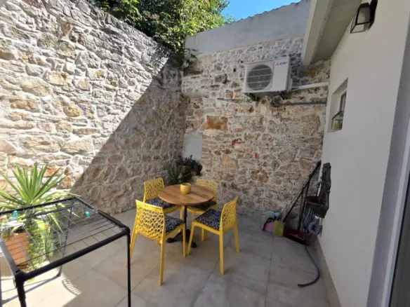 2-bedroom Apartment In Centar, Croatia (79 M²)