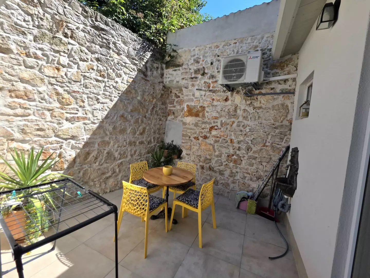 2-bedroom Apartment In Centar, Croatia (79 M²)