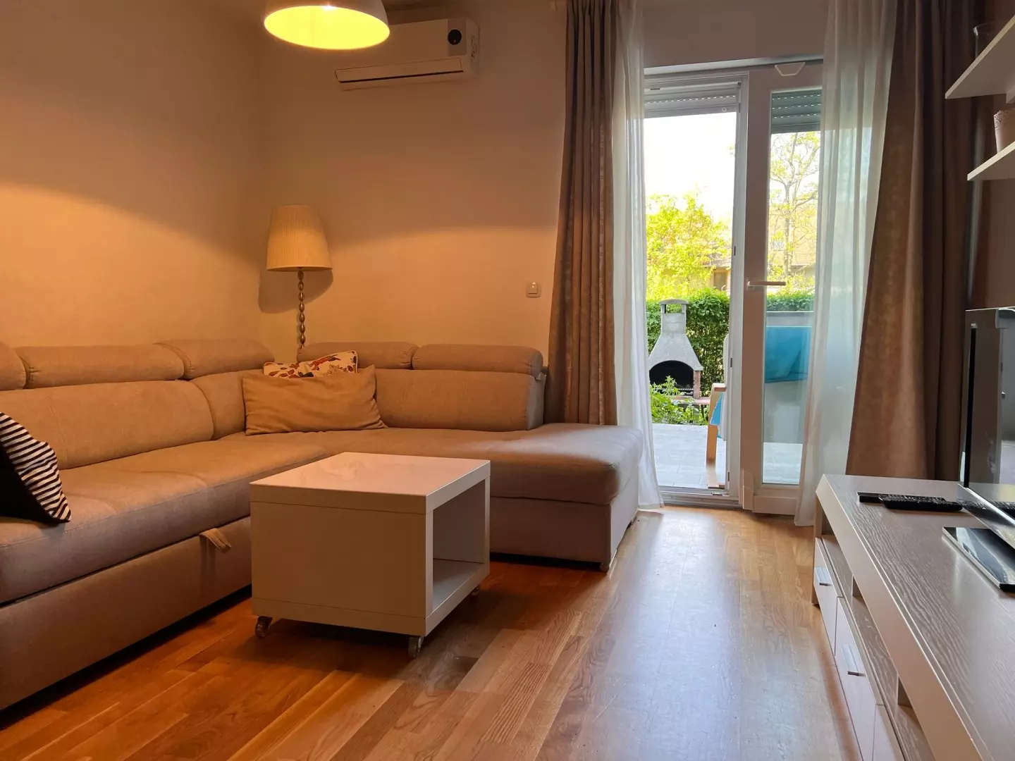 1-bedroom Apartment In Rudeš, Croatia (64 M²)