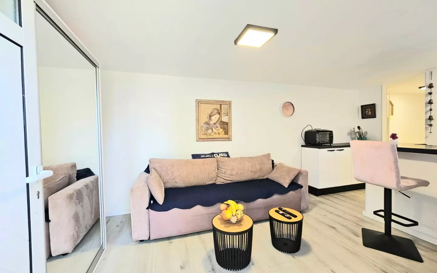 1-bedroom Apartment In Njivice, Croatia (50 M²)