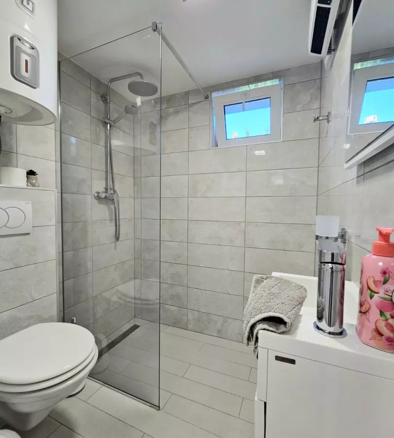 1-bedroom Apartment In Njivice, Croatia (50 M²)