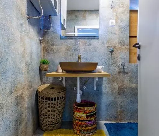 1-bedroom Apartment In Poluotok, Croatia (38 M²)