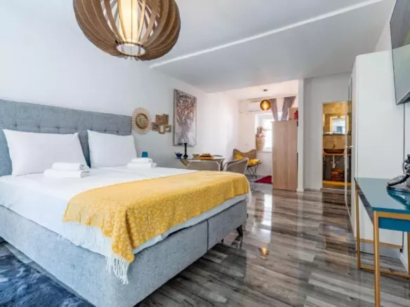 1-bedroom Apartment In Poluotok, Croatia (38 M²)