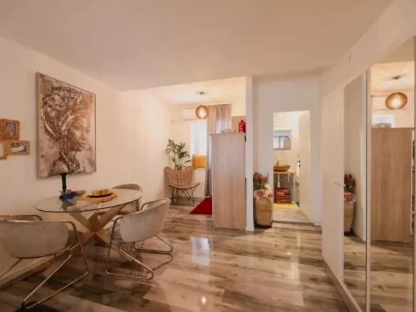 1-bedroom Apartment In Poluotok, Croatia (38 M²)
