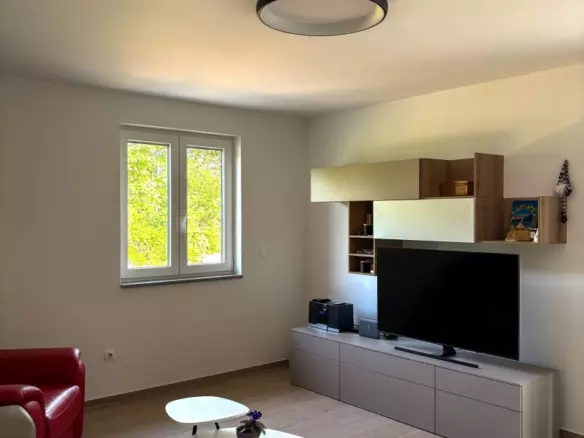 3-bedroom Apartment In Rubeši, Croatia (116 M²)