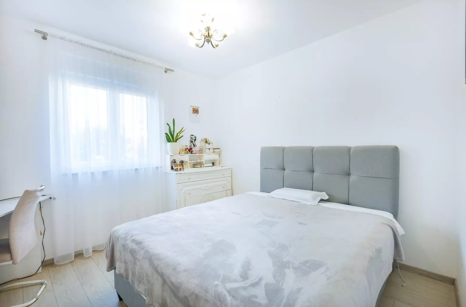 3-bedroom Apartment In Veli Vrh, Croatia (136 M²)