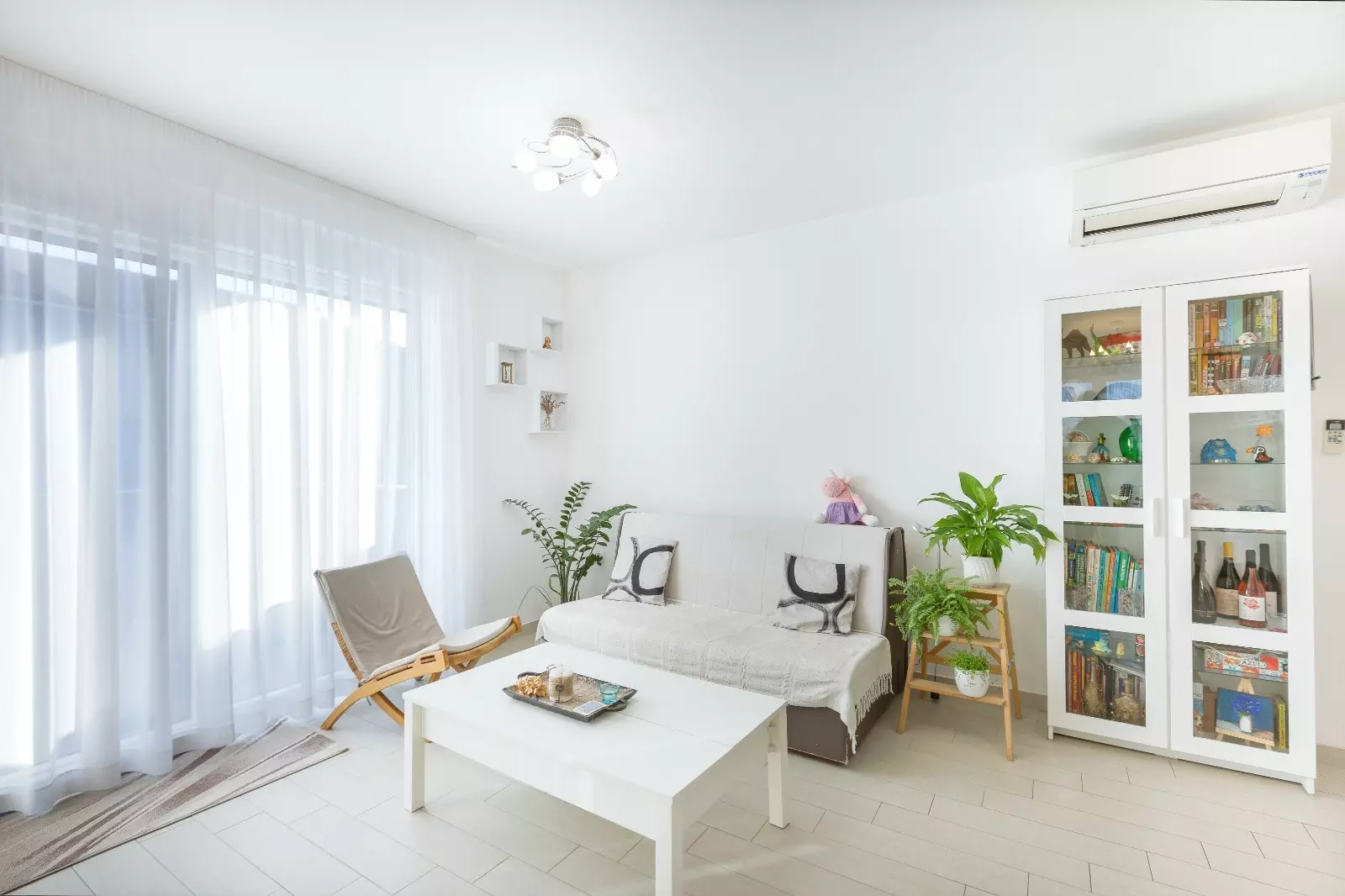 3-bedroom Apartment In Veli Vrh, Croatia (136 M²)