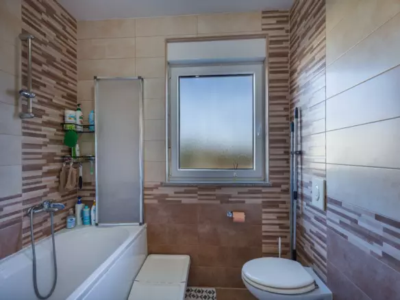 3-bedroom Apartment In Veli Vrh, Croatia (136 M²)