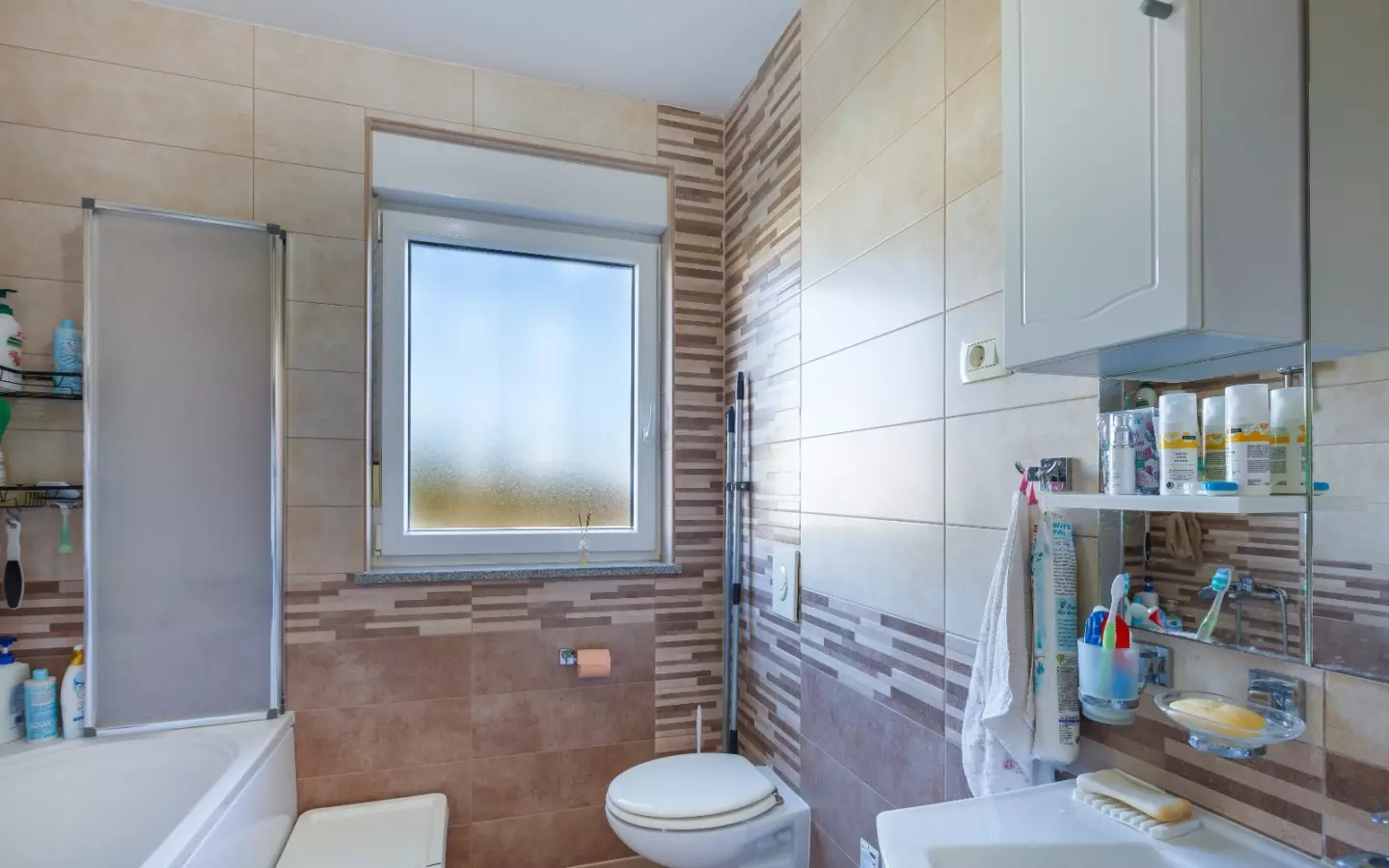 3-bedroom Apartment In Veli Vrh, Croatia (136 M²)