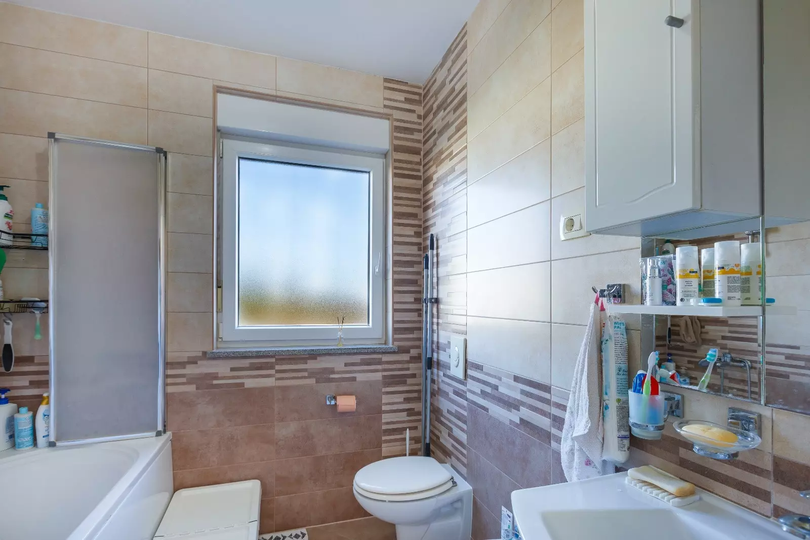 3-bedroom Apartment In Veli Vrh, Croatia (136 M²)