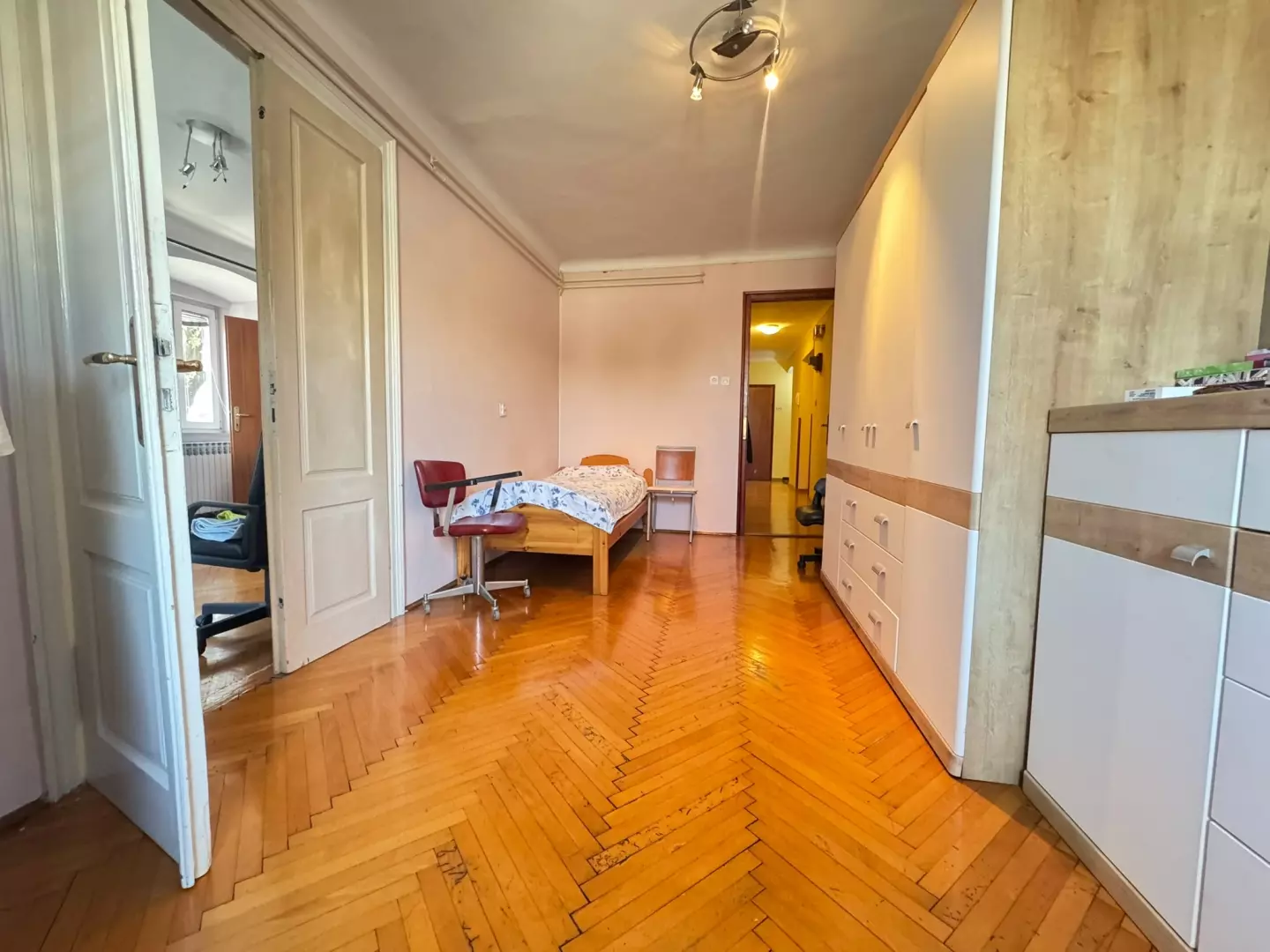 4-bedroom Apartment In Centar, Croatia (110 M²)