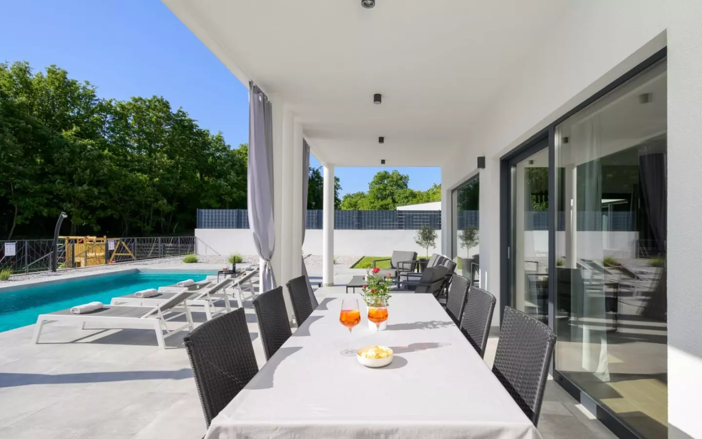 3-bedroom Villa In Režanci, Croatia (186 M²)