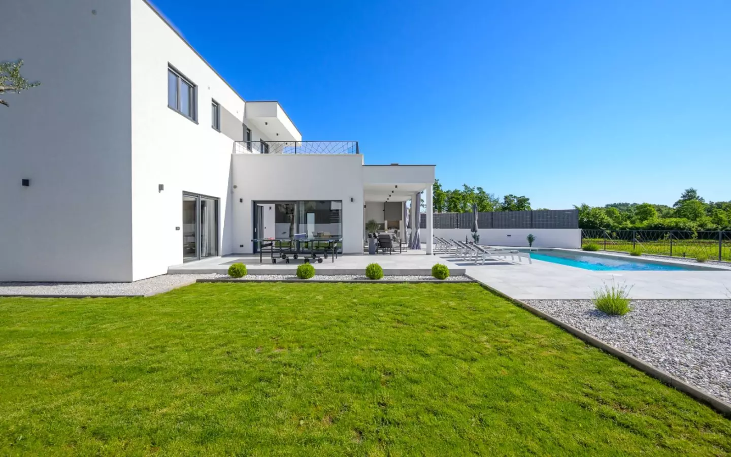 3-bedroom Villa In Režanci, Croatia (186 M²)