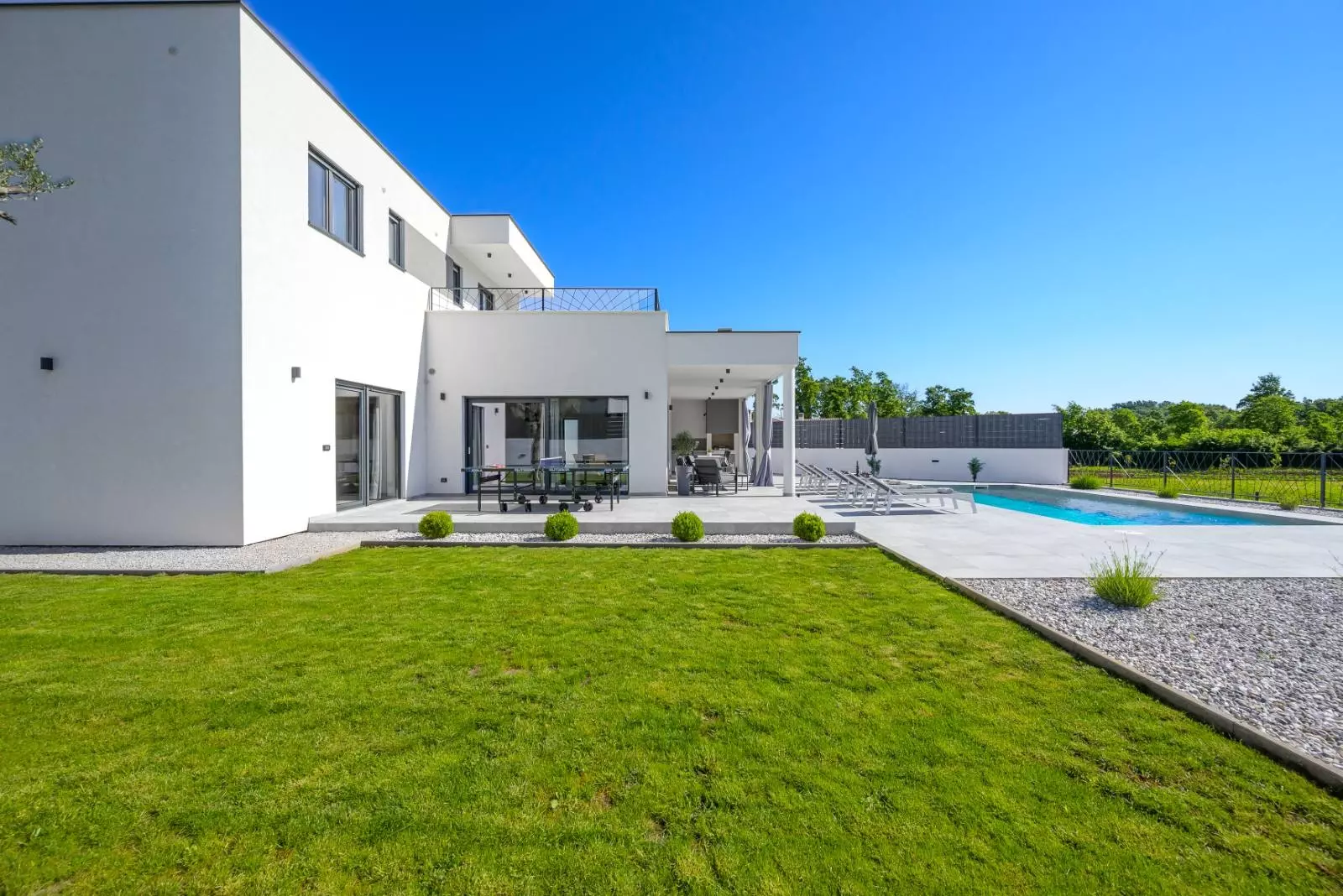 3-bedroom Villa In Režanci, Croatia (186 M²)