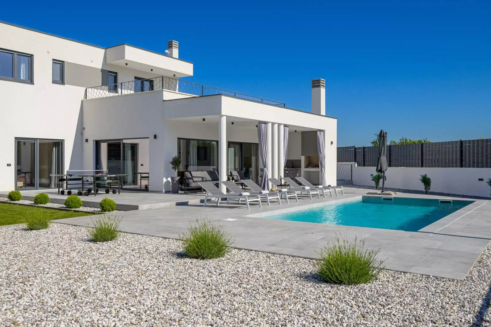 3-bedroom Villa In Režanci, Croatia (186 M²)