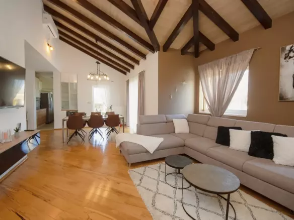3-bedroom Villa In Dubrava Kod Šibenika, Croatia (282 M²)