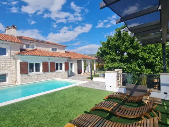 3-bedroom Villa In Dubrava Kod Šibenika, Croatia (282 M²)