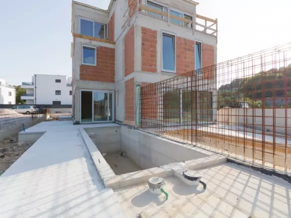 3-bedroom Apartment In Murter, Croatia (227,6 M²)