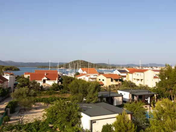 1-bedroom Apartment In Murter, Croatia (90,4 M²)